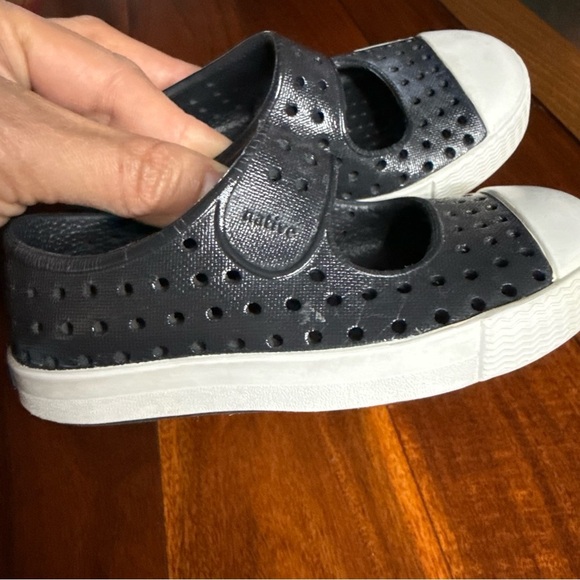 Native Shoes Black and White Water Shoes Slip-On Comfort - Picture 4 of 7